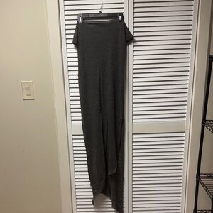 Vince Charcoal Gray Wrap Scarf

Length 92” x Width 20”